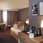 メルキュール ラック 4* ボルドー