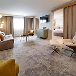 メルキュール ラック ホテル 4*