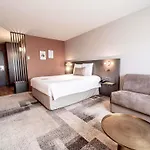 Mercure 4*