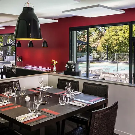 Mercure 4*