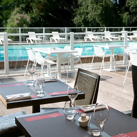 Mercure 4*