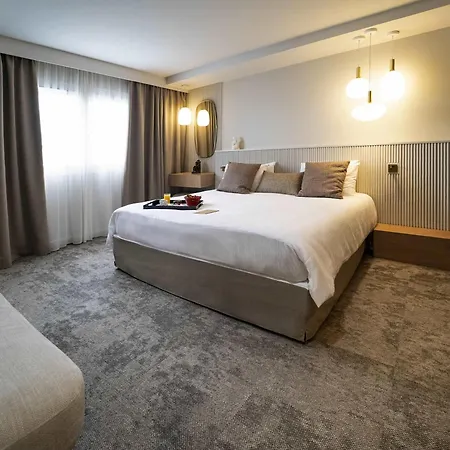 Otel Mercure 4*