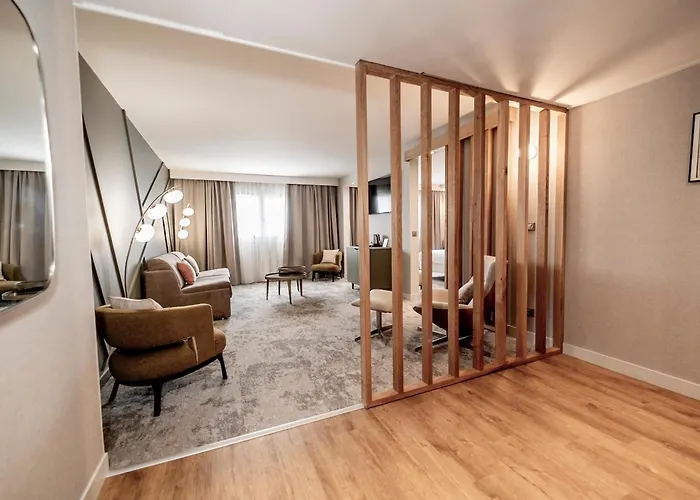 מלון Mercure בורדו